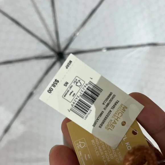MICHAEL KORS Empire Signature Logo Umbrella (VANILLA & BROWN) - Picture 6 of 16